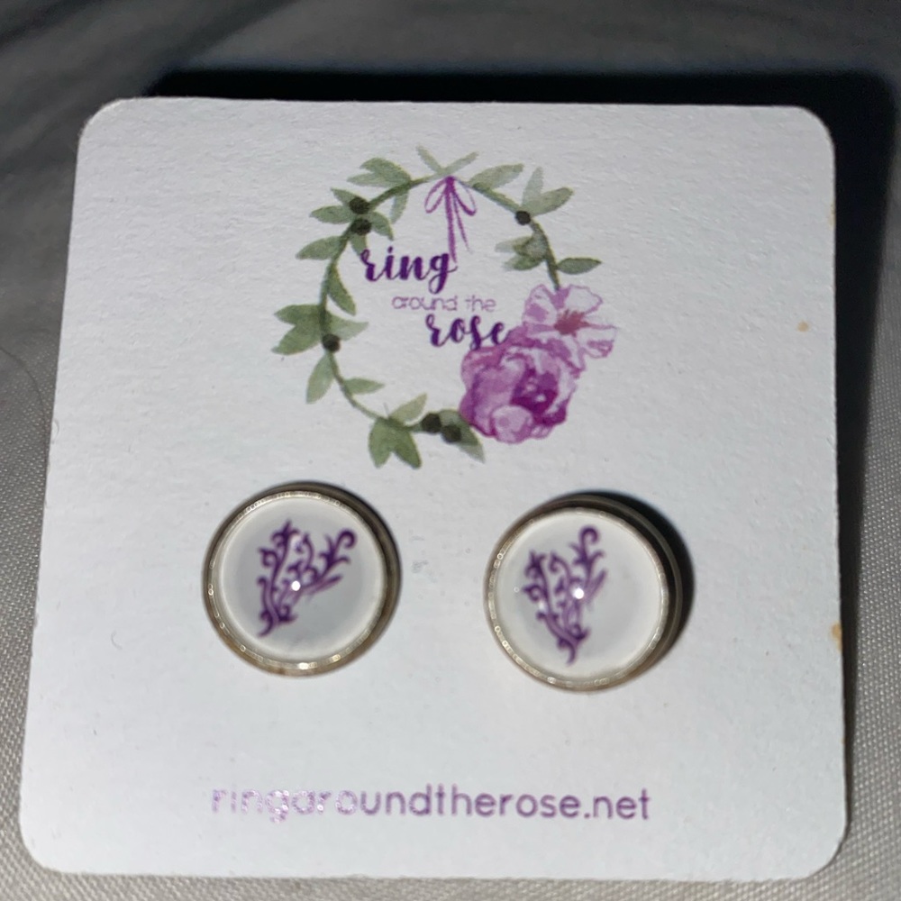 New Ring around the rose stud earrings